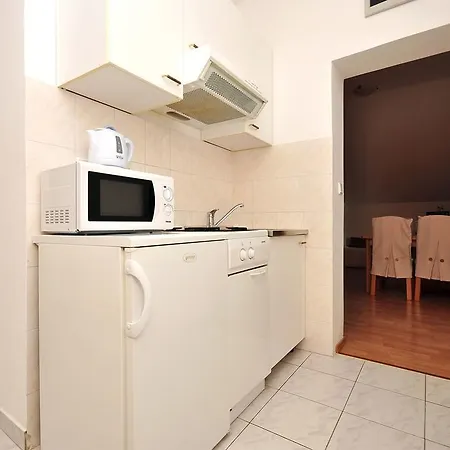 And Jadranko Apartman Slano